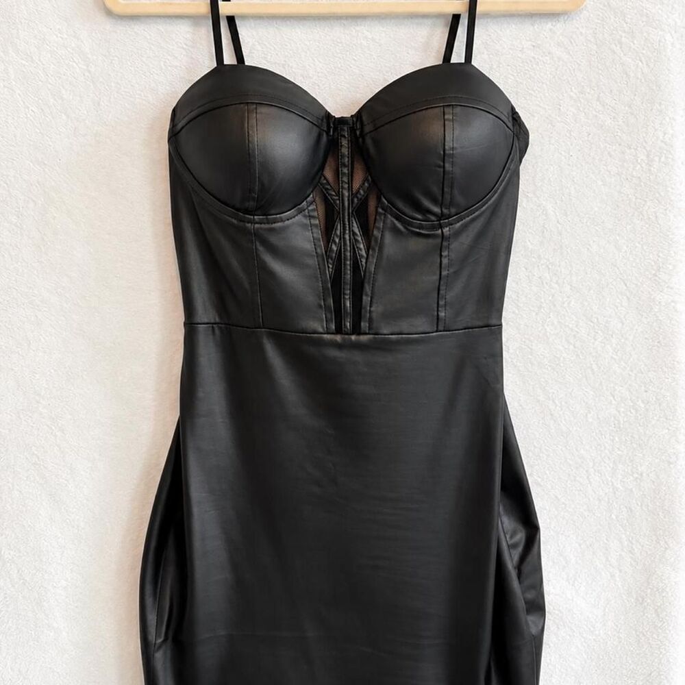 Fashion-nova Women's Black Dress